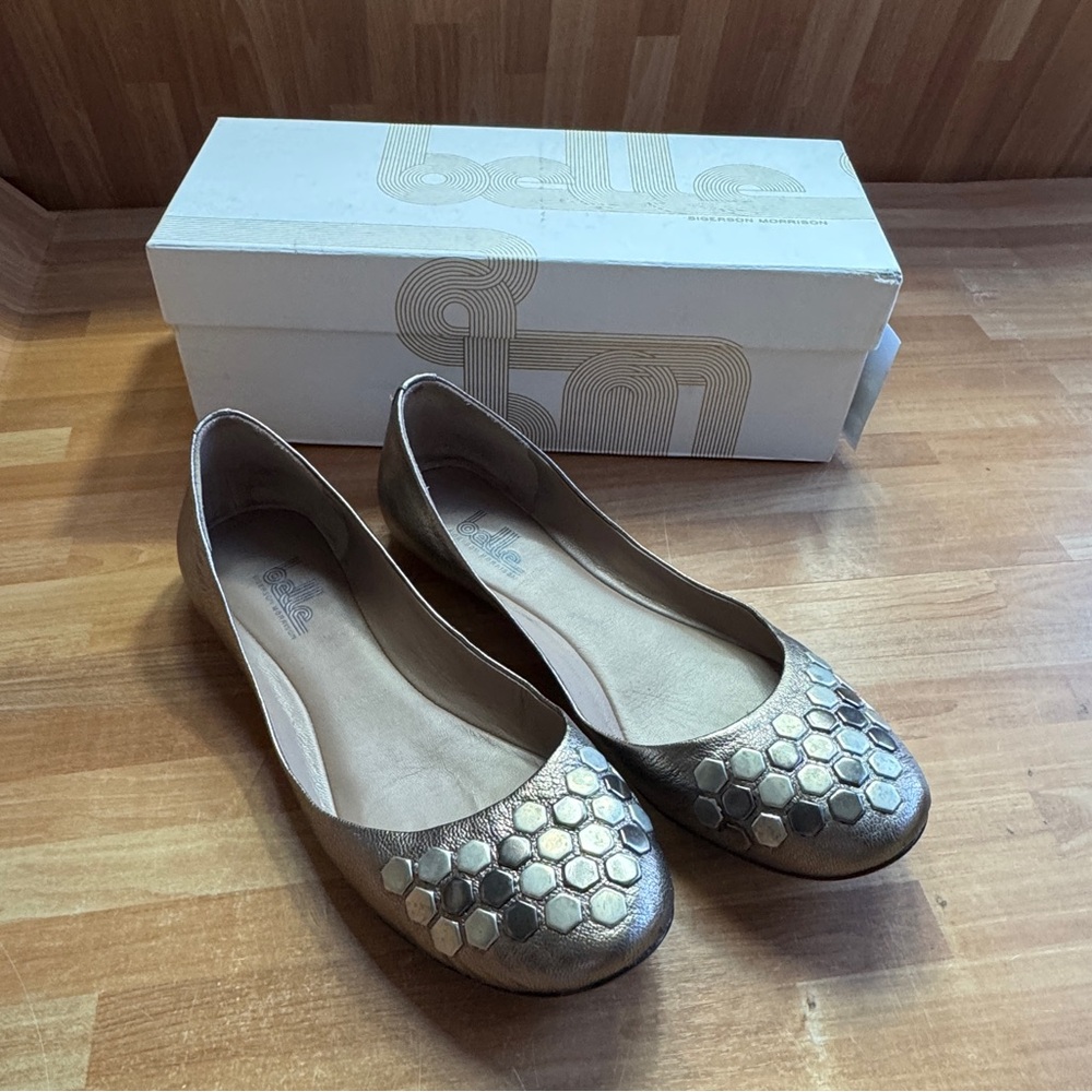Belle by sigerson morrison pewter capria ballerina flats size 8
